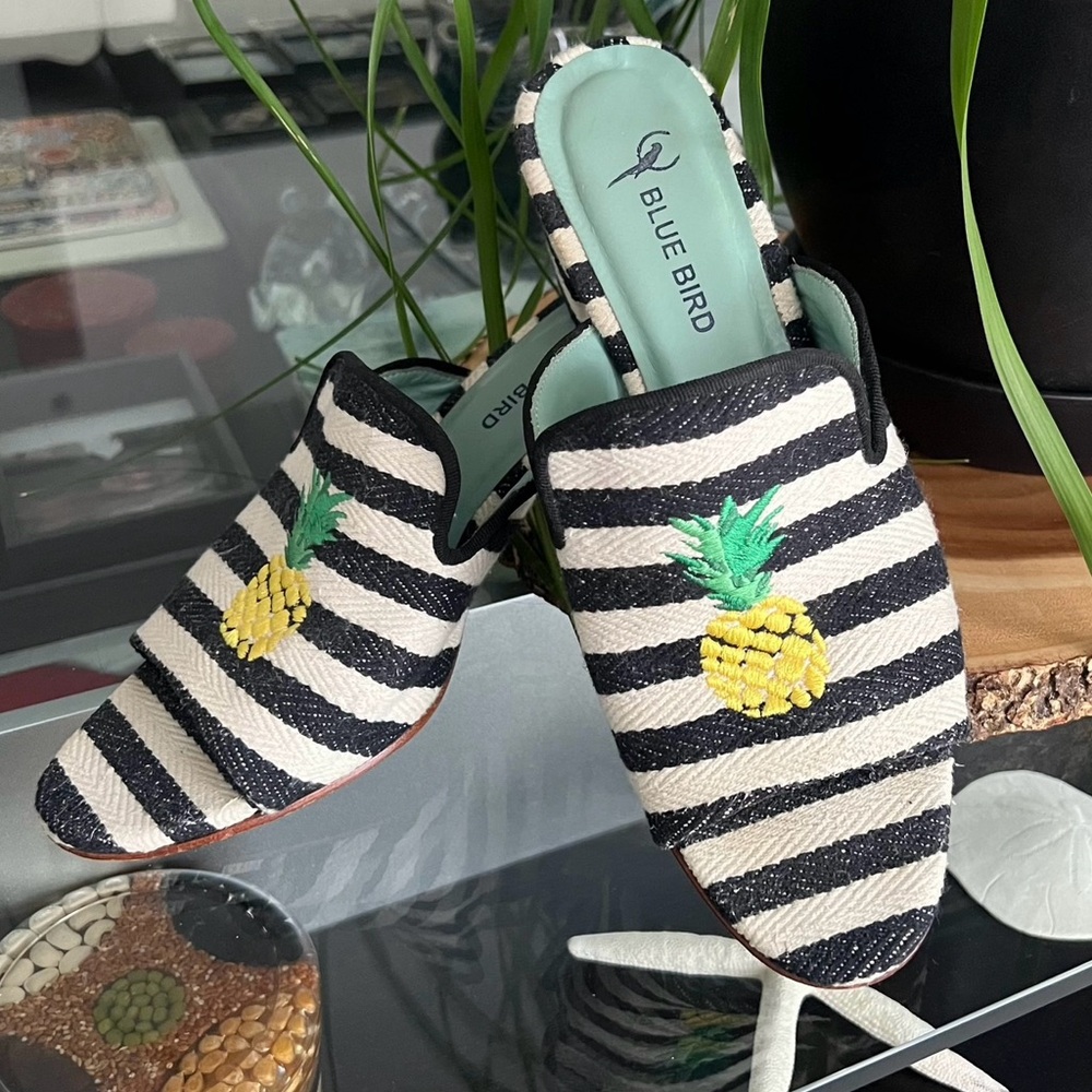 🍍BLUE BIRD PINEAPPLE MULE